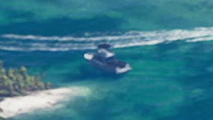 Dive boat
