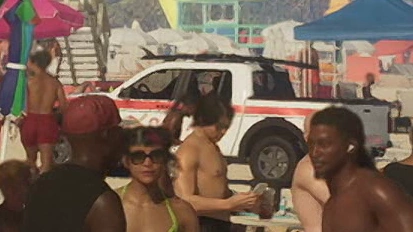 Ford Explorer Sport Trac-inspired lifeguard truck