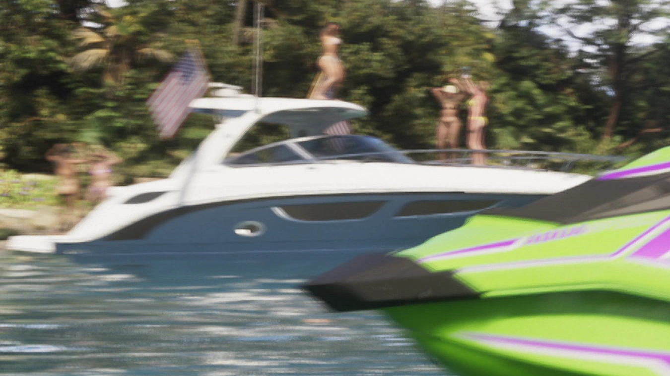Sea Ray 350 Sundancer-inspired boat
